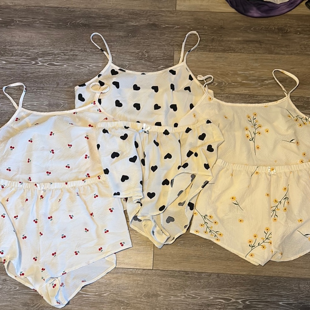 Floral and Heart Print Women's Sleepwear 3 sets